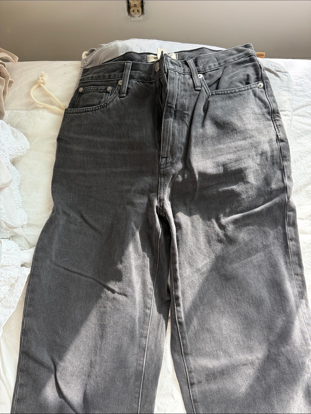 Madewell women’s balloon Jeans in NWA 26 charcoal nwt